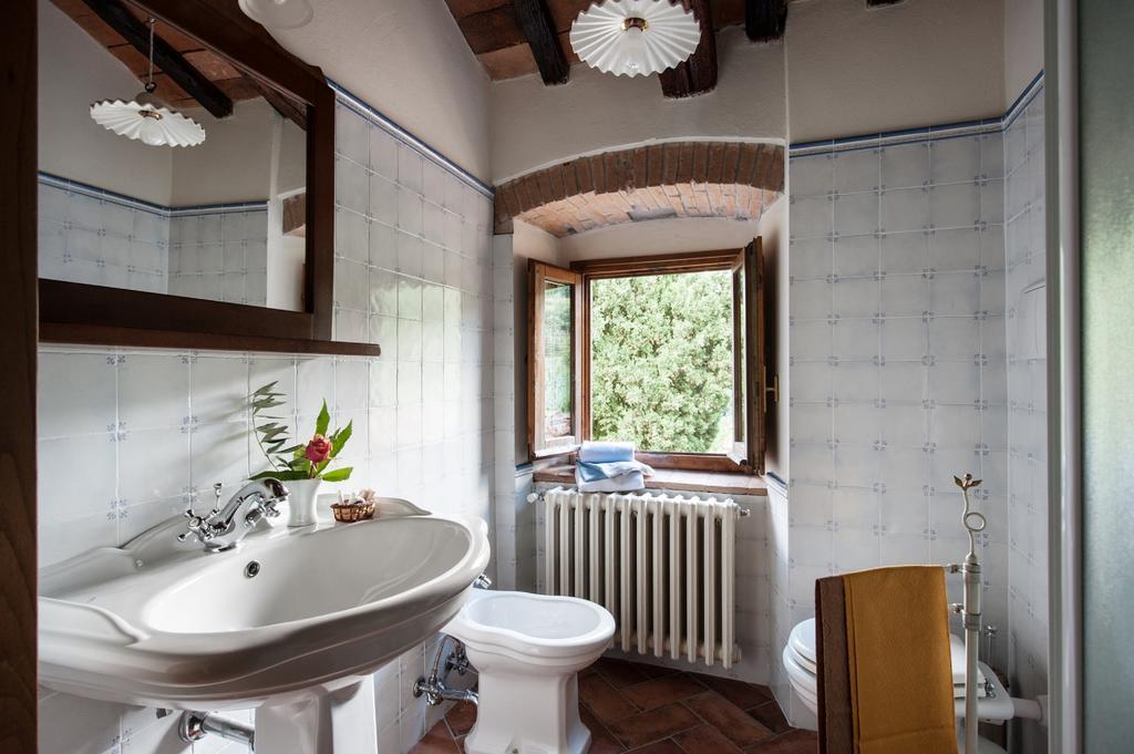 Agriturismo Di Baroni Enzo Dicomano Buitenkant foto